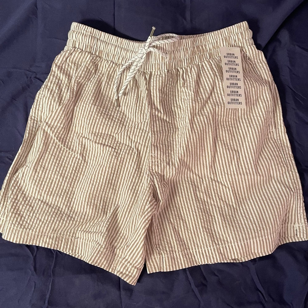 UO Seersucker Striped Short Size: S